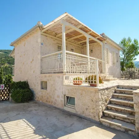 Villa Valia Agios Nikitas