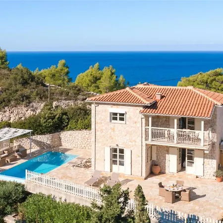 Valia Villa