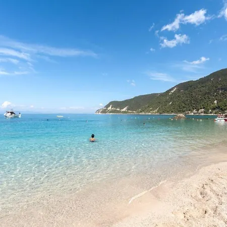 Valia Agios Nikitas
