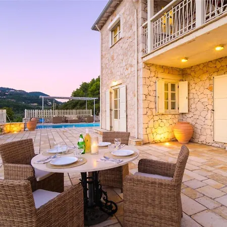 Villa Valia *